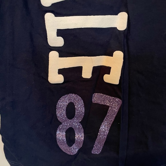 2 for 1 NWT Cute Graphic tees - Picture 5 of 13